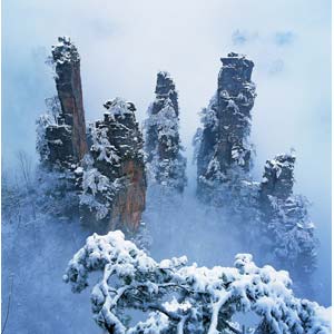 單獨成團O線：（張家界溫泉休閑線路）張家界、天子山、寶峰湖/黃龍洞、鳳凰古城 江埡溫泉/萬福溫泉 五日游